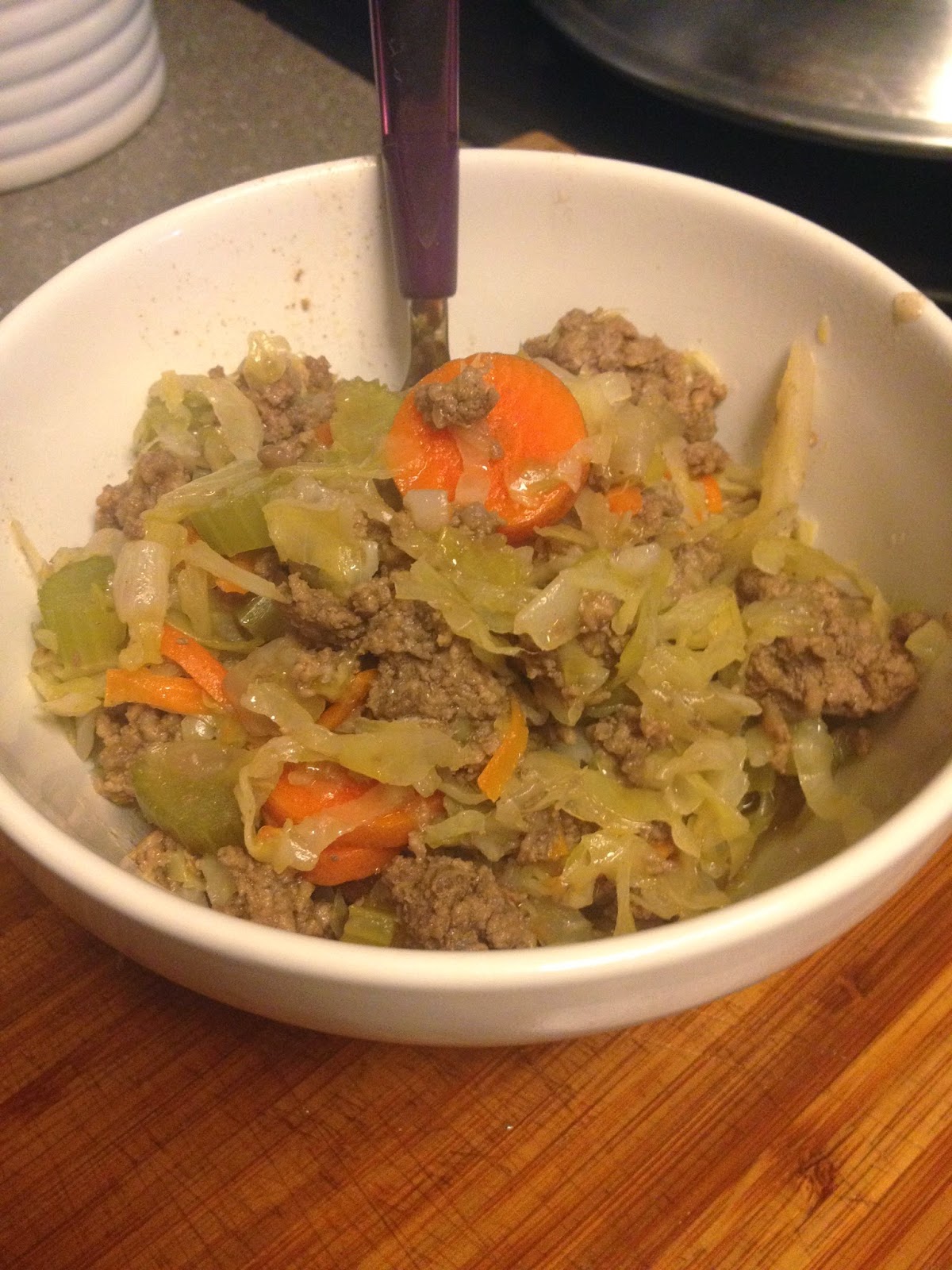 5-Ingredient Paleo: Cabbage, Beef and Vegetable Stir Fry